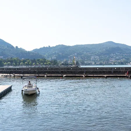 Apartman Esclusivo Fronte Lago, In Centro A Con Garage *