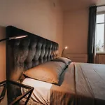 Apartamento Esclusivo Fronte Lago, In Centro A Con Garage