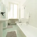 Apartamento Esclusivo Fronte Lago, In Centro A Con Garage Como