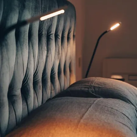 Esclusivo Fronte Lago, In Centro A Con Garage * Côme