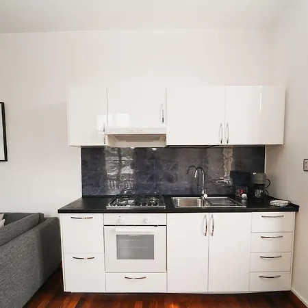 Esclusivo Fronte Lago, In Centro A Con Garage * 科莫