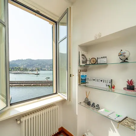 Appartement Esclusivo Fronte Lago, In Centro A Con Garage *