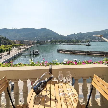 Apartment Esclusivo Fronte Lago, In Centro A Con Garage Como