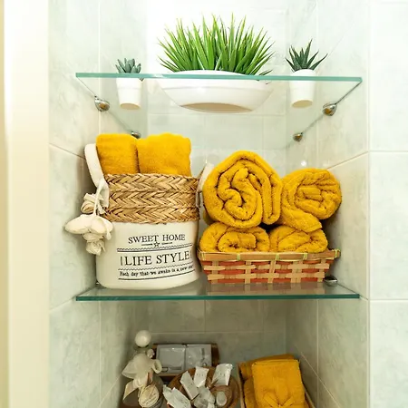 Esclusivo Fronte Lago, In Centro A Con Garage * Como