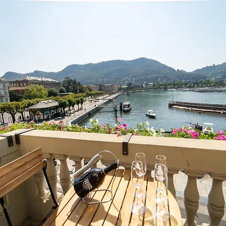 Esclusivo Fronte Lago, In Centro A Con Garage *