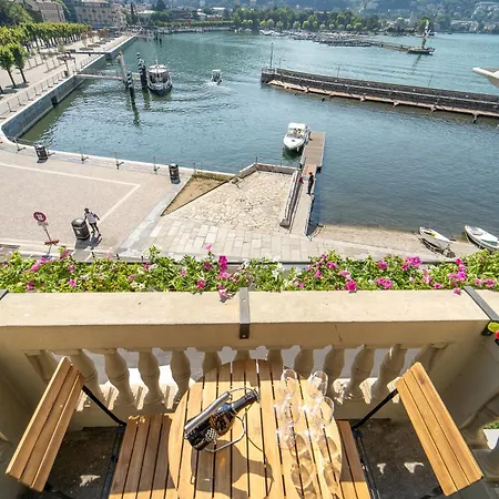 Esclusivo Fronte Lago, In Centro A Con Garage * Como