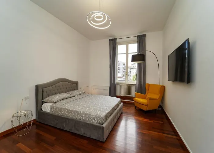 Esclusivo Fronte Lago, In Centro A Con Garage Daire *