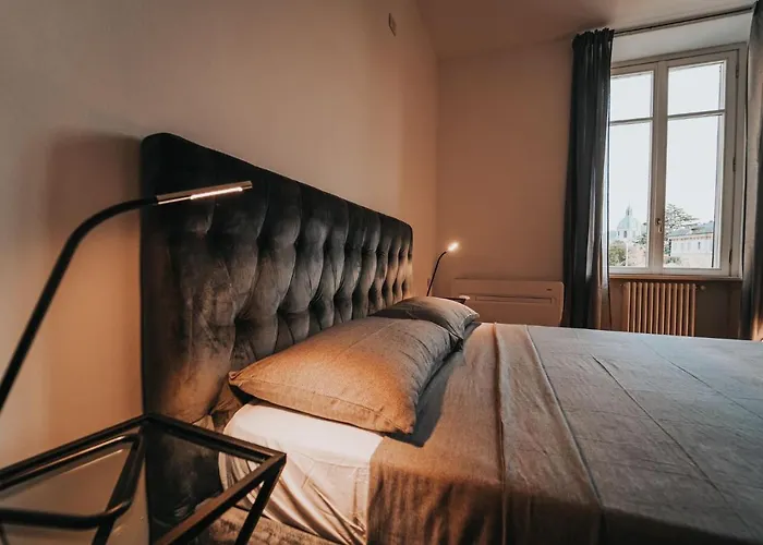 شقة Esclusivo Fronte Lago, In Centro A Con Garage