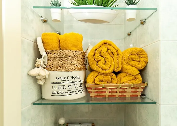 Esclusivo Fronte Lago, In Centro A Con Garage * Como