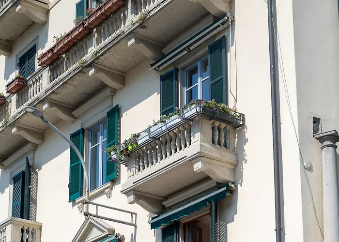 شقة Esclusivo Fronte Lago, In Centro A Con Garage