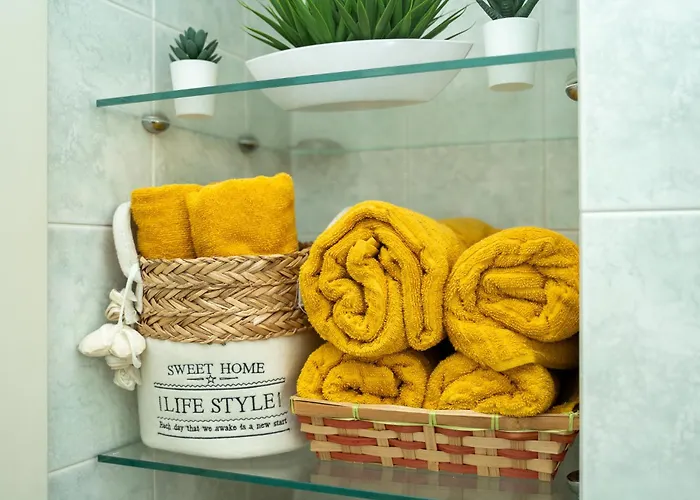 Esclusivo Fronte Lago, In Centro A Con Garage דירה